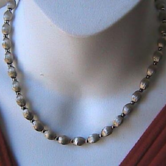 Silver Tone Beads and Balls Vintage Necklace - Picture 3 of 7